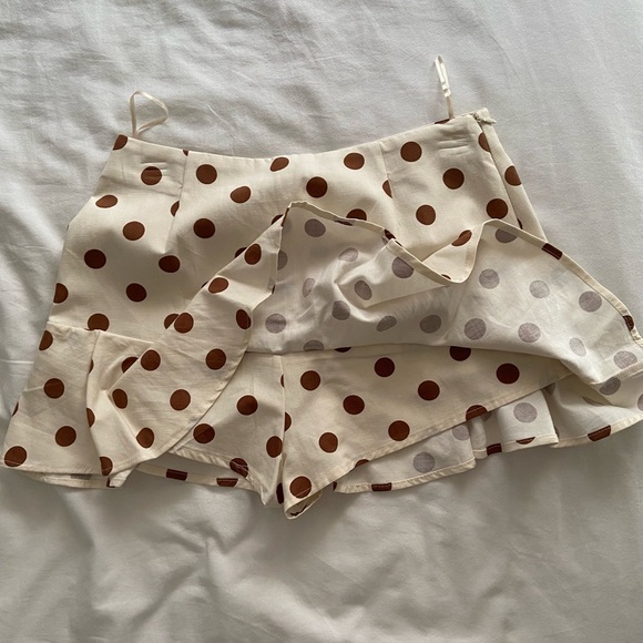 ZARA MINI SKIRT - Picture 2 of 4